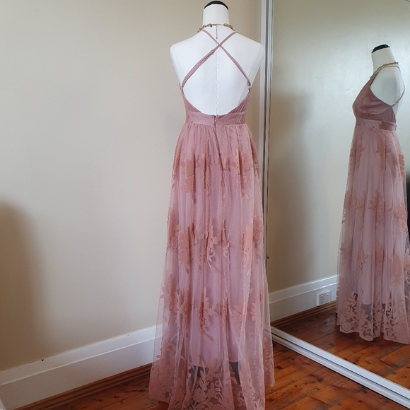 ❗️Host Pick❗️Luxxel Size S Dress - Picture 2 of 7